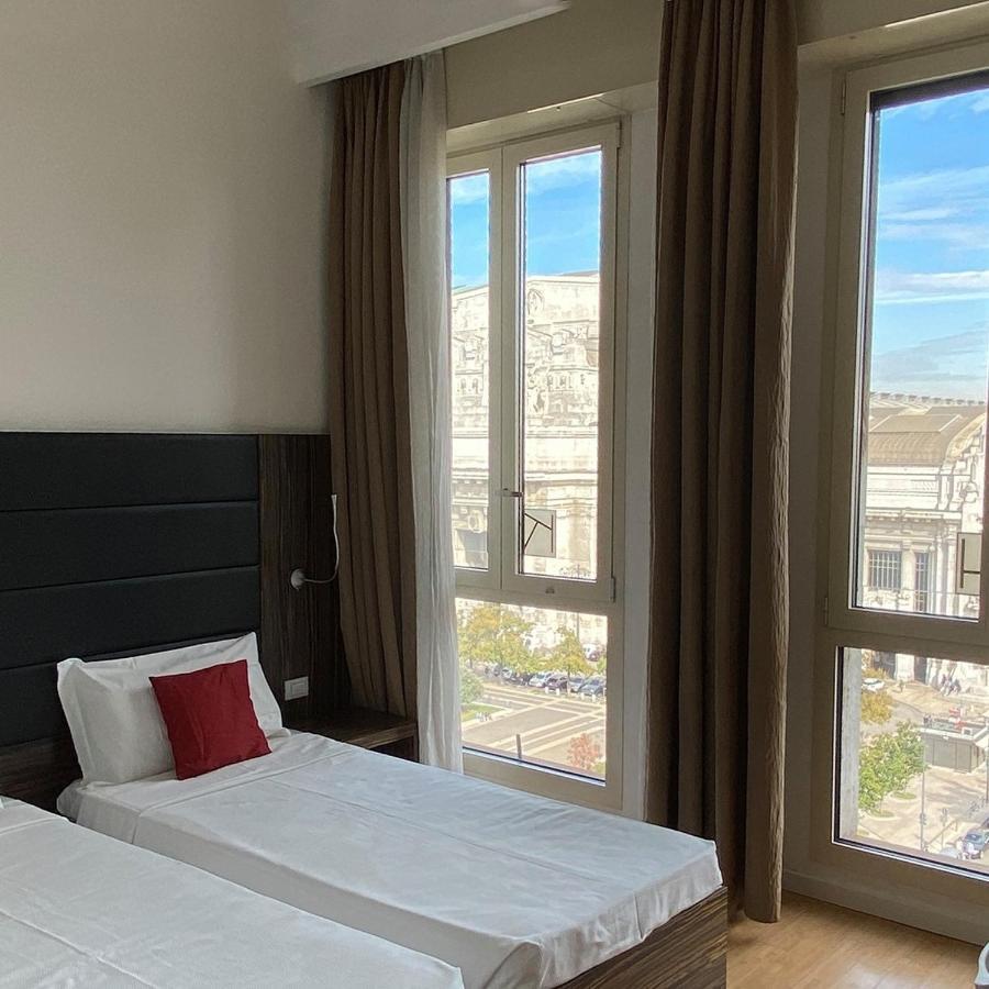 Ih Hotels Milano Centrale Guest House מראה חיצוני תמונה
